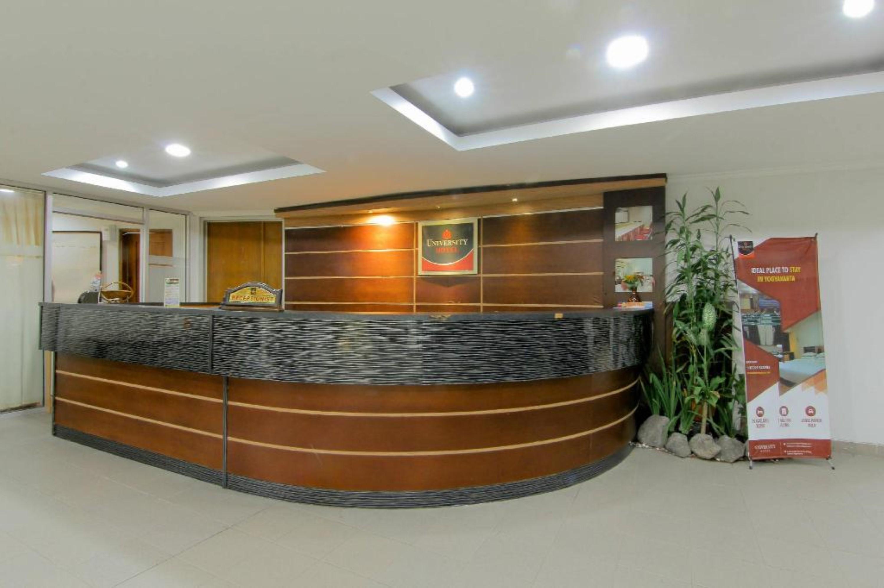 University Hotel Sunan Kalijaga 칼라산 외부 사진