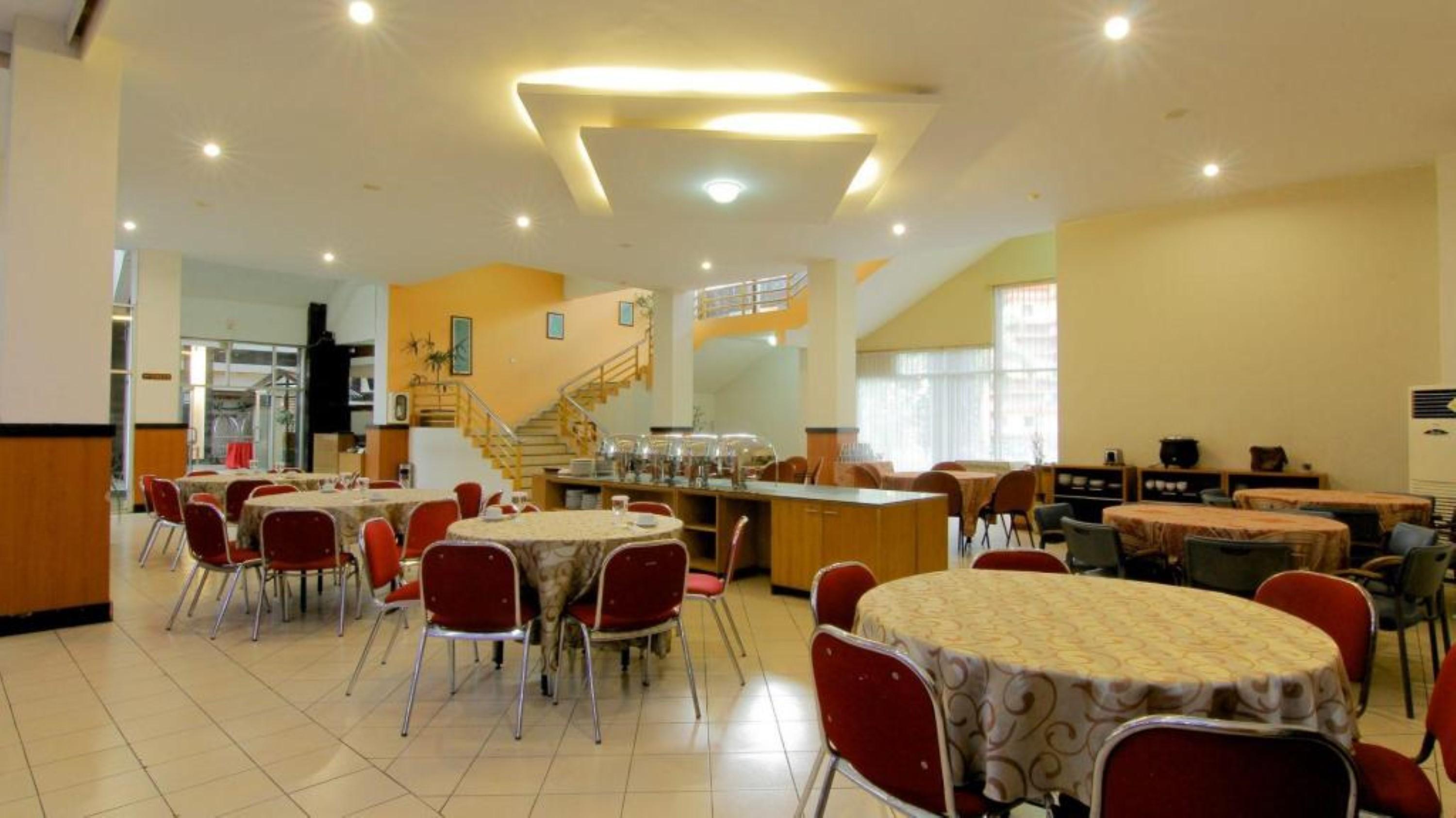 University Hotel Sunan Kalijaga 칼라산 외부 사진