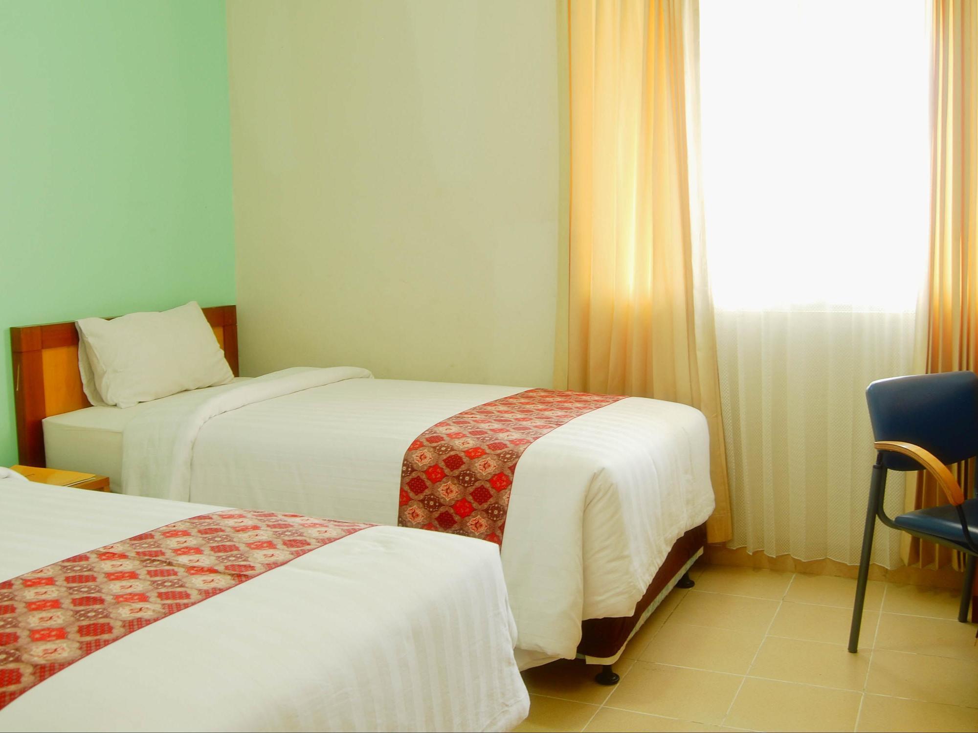 University Hotel Sunan Kalijaga 칼라산 외부 사진