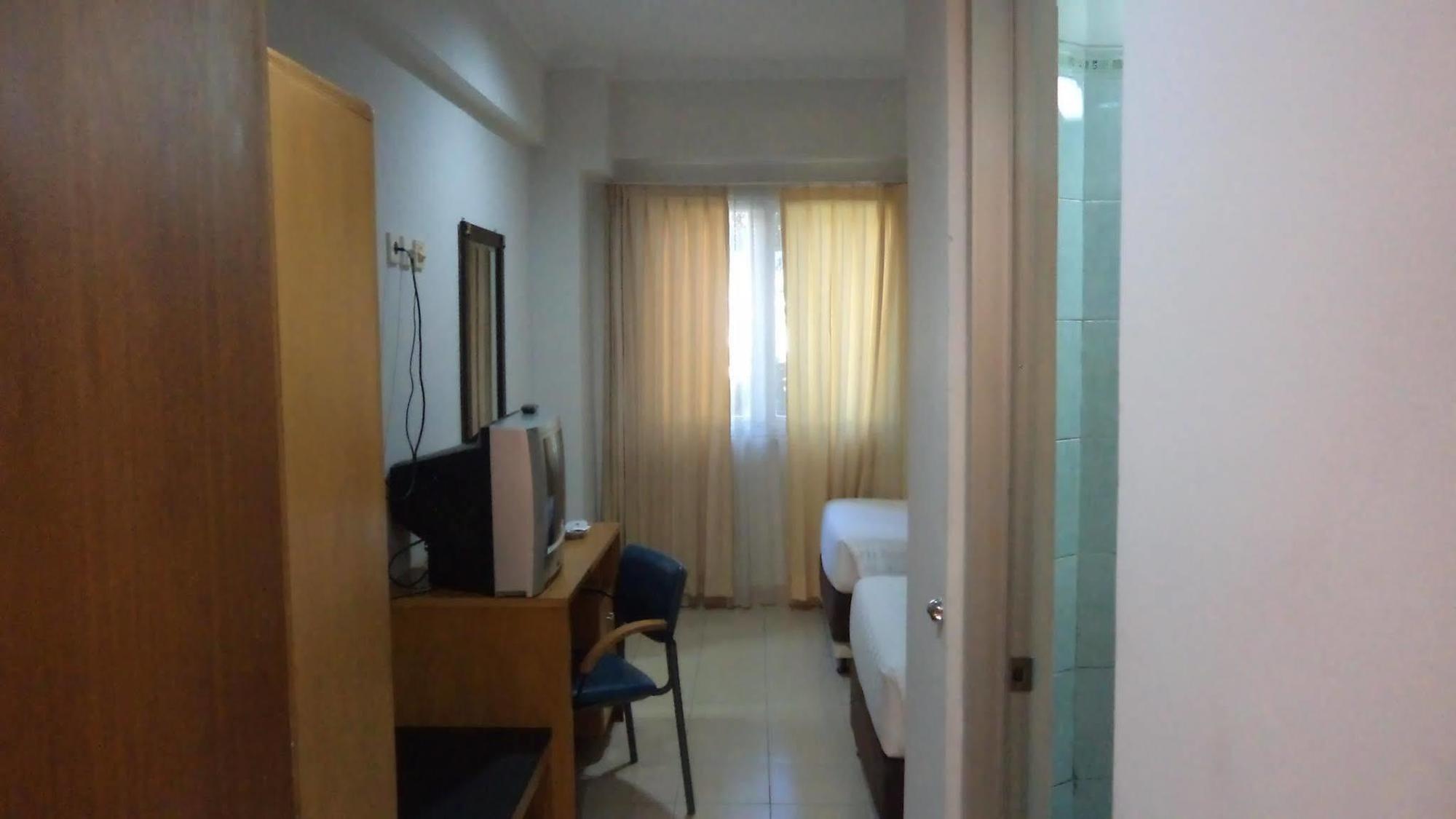University Hotel Sunan Kalijaga 칼라산 외부 사진
